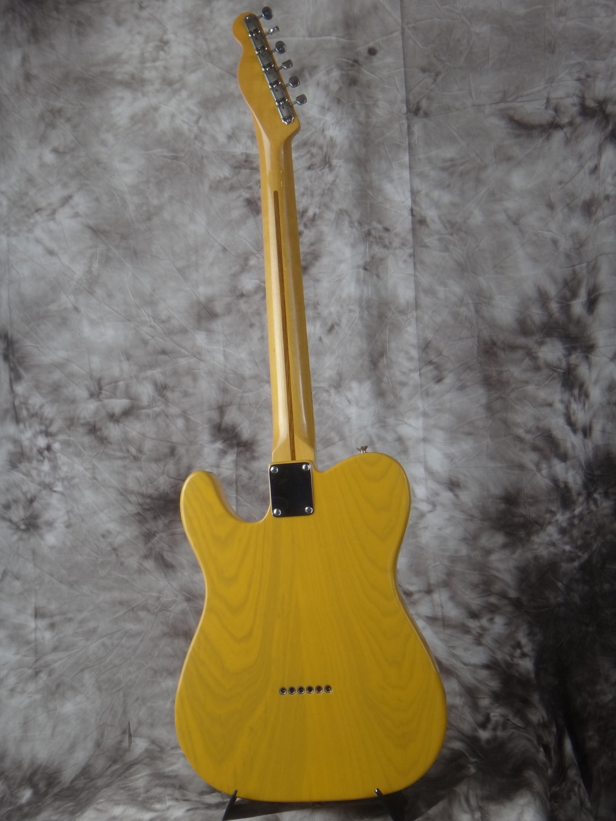 Fender Telecaster_1952-Reissue_1999-006.JPG